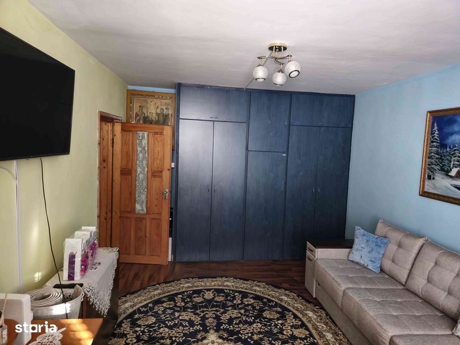 Vând apartament ultracentral.