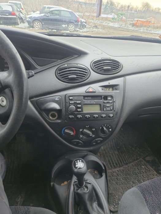 Форд фокус 1.4 бензин НА ЧАСТИ