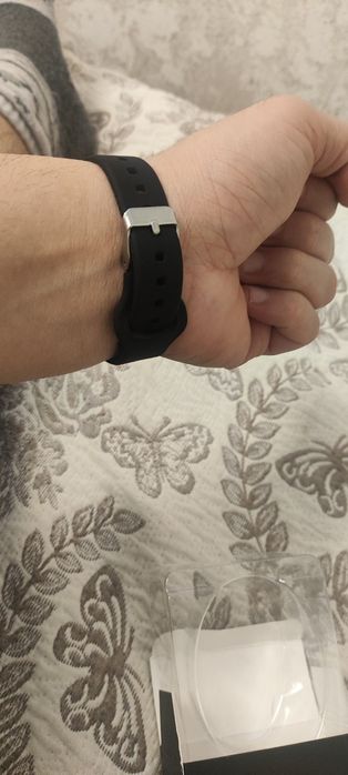 Продаю новые часы