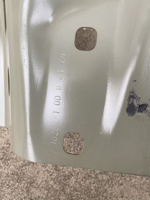 Оригинален панел Tesla Y