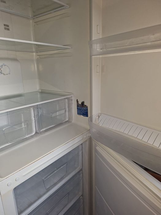 Холодильник indesit