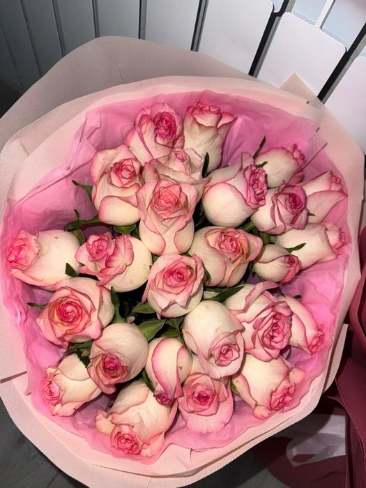 Цветы пришли вчера