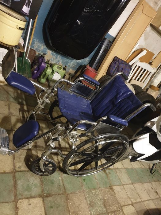 Продам коляску инвалидную