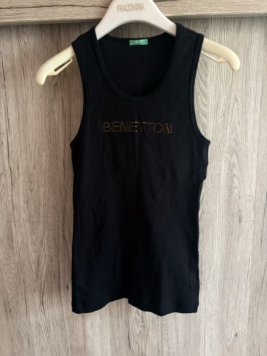 Подарявам дамски потник на марката BENETTON размер XS