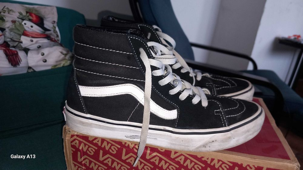 Vând Vans Sk8-Hi