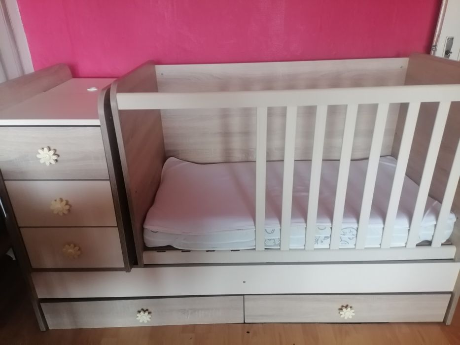 Детско легло със шкафчета