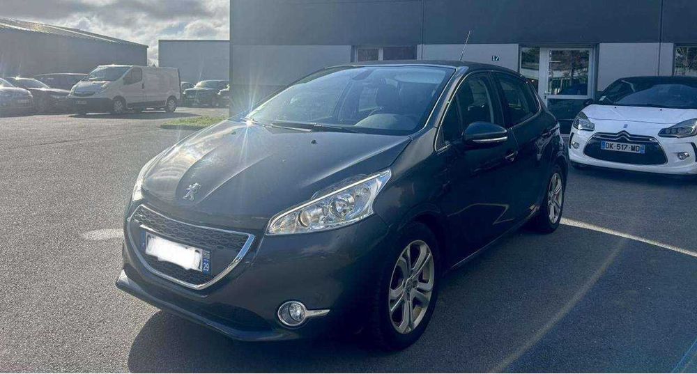 Peugeot 208 1.0/1.2/1.6 НА  ЧАСТИ