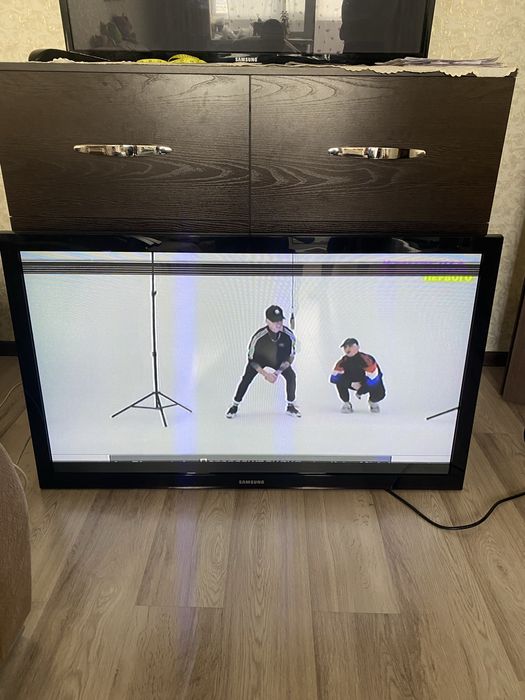 Продаи телевизор