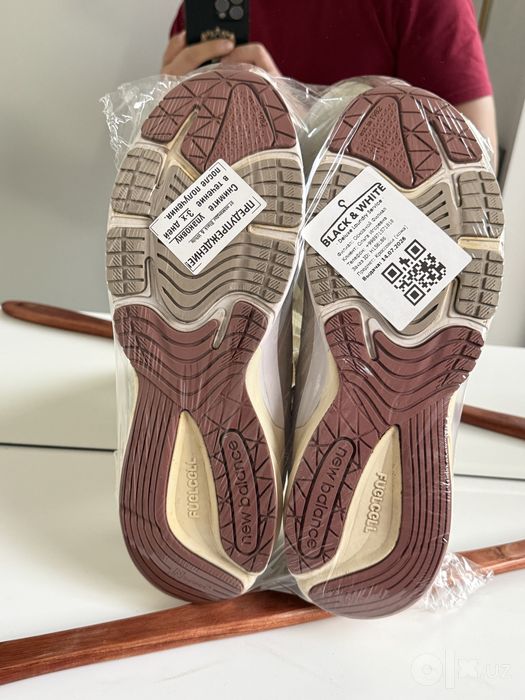 Кроссовки New balance x Louis Vuitton в отлисном состоянии