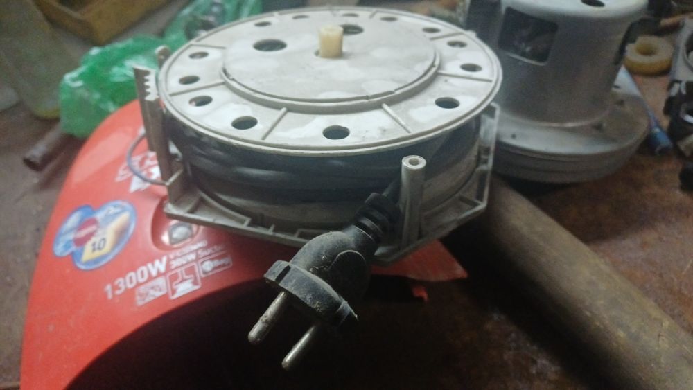 Запчасти на пылесос