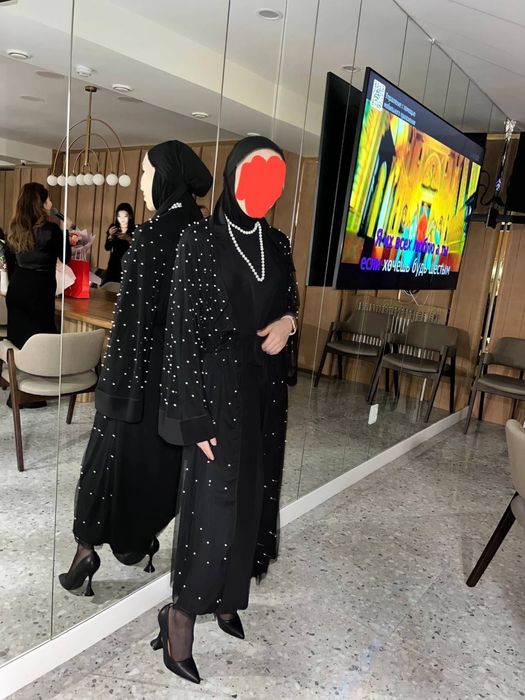 Разгрузка женских вещей