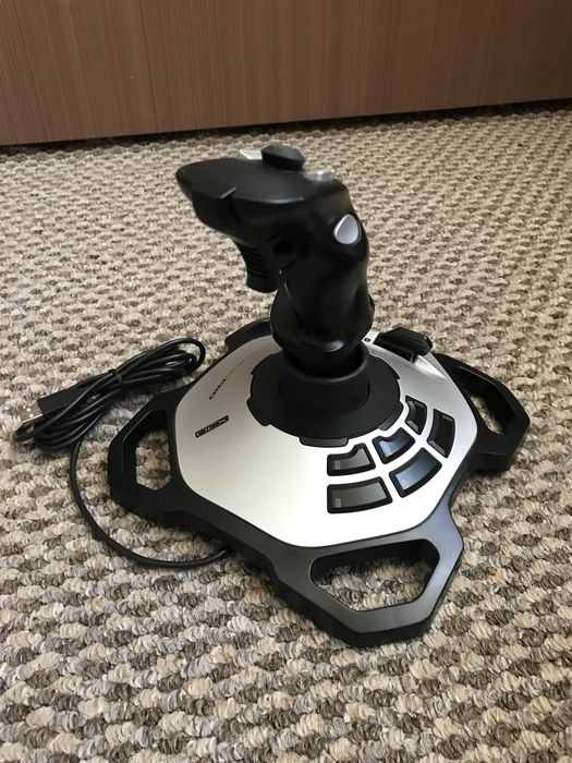 Джойстик Logitech Extreme 3D PRO