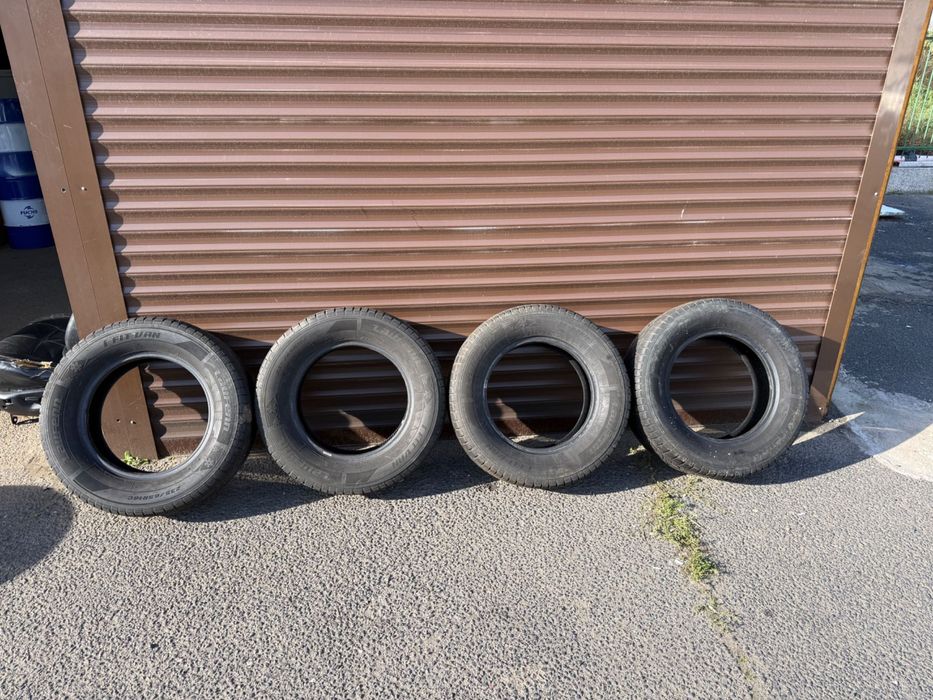 Зимни гуми за бус 235/65/16c