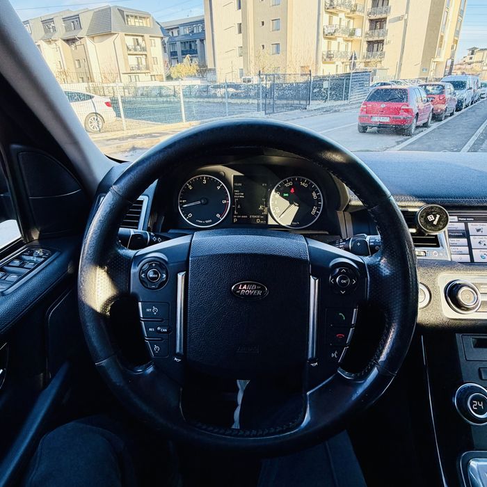 Range Rover Sport HSE Autobiography