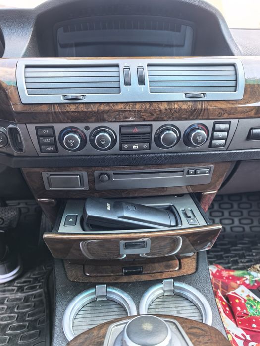 BMW 745 на части всичко налично