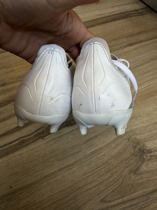 Футболни обувки adidas PREDATOR LEAGUE MG ! 40 н