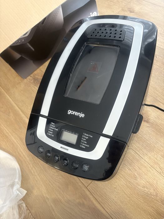 Хлебопекарна GORENJE BM1200BK