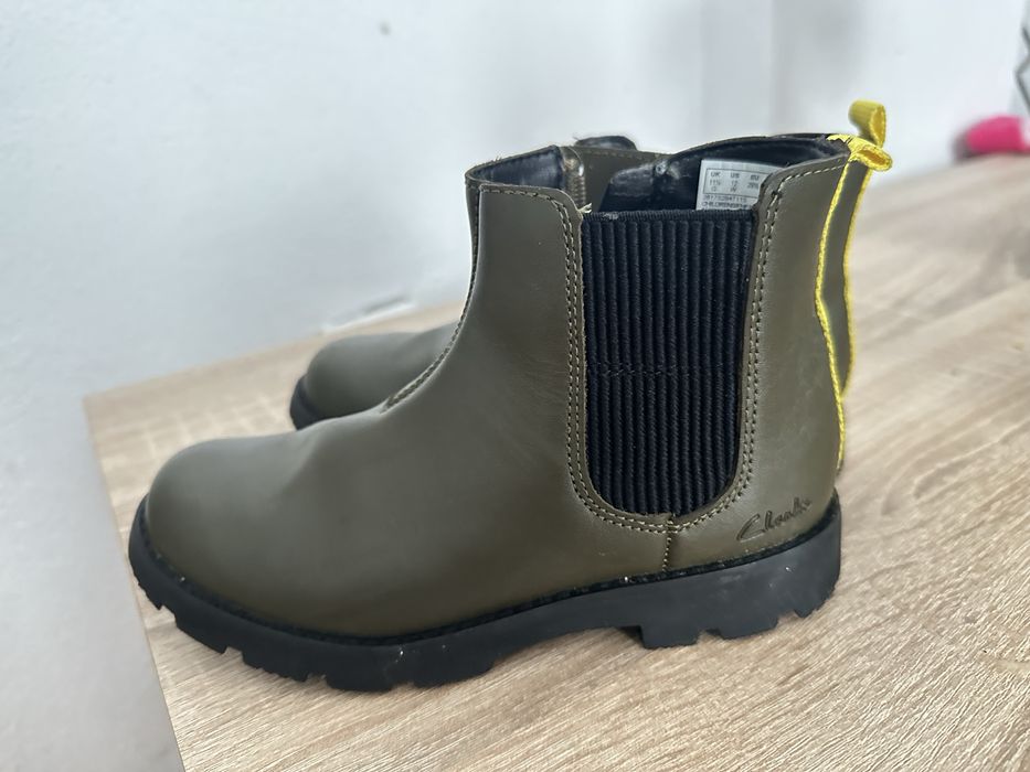 Cizme clarks marimea 29.5