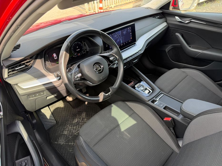 Vand Skoda Octavia 1.5 benzina si CNG