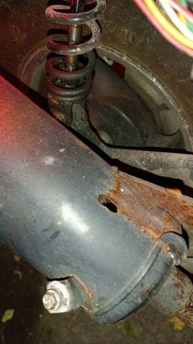 М11  сатам кел көр унаса ал