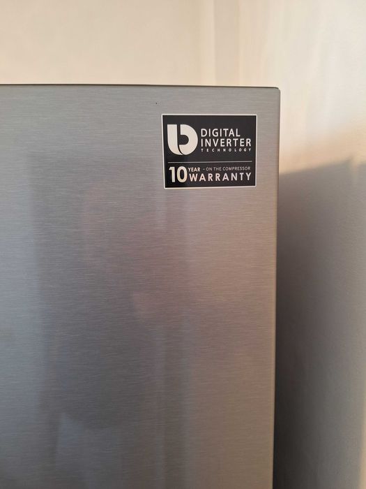 Хладилник самсунг