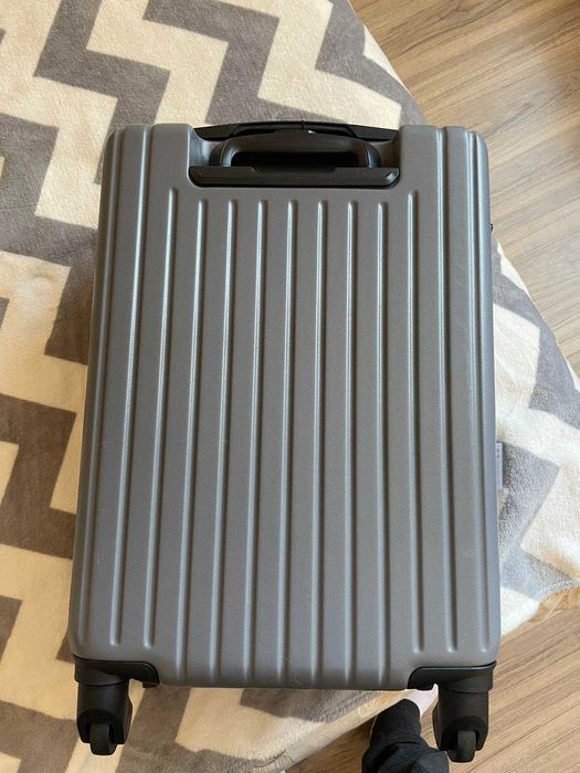 Малък Куфар Pierre Cardin, за ръчен багаж в самолет, с код, оригинален
