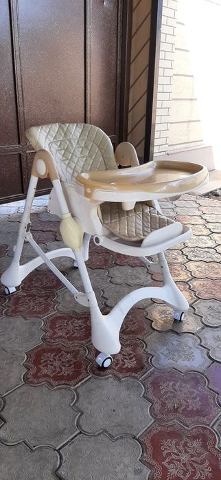 Детское кресло для кормления