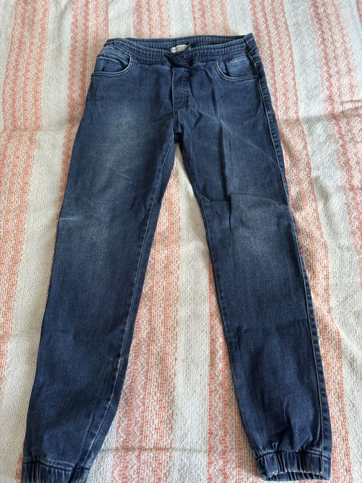 Продам джинсы подростковые