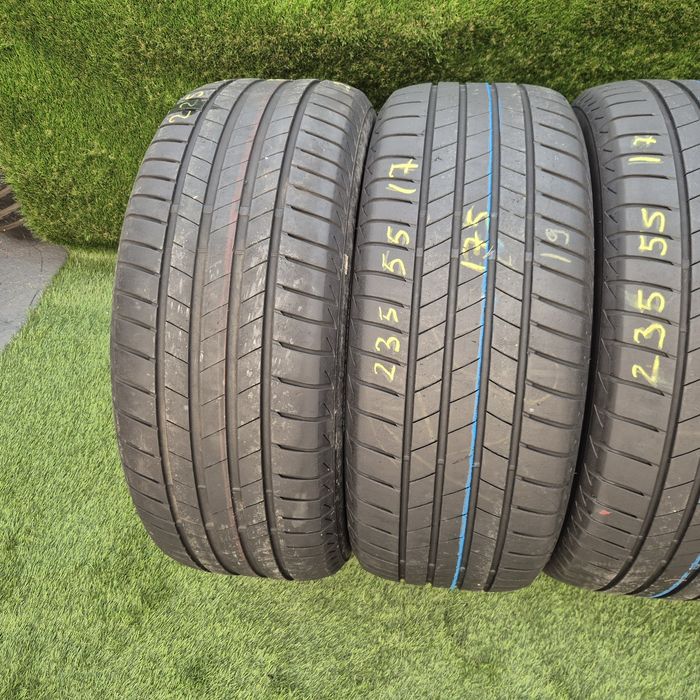 235 55 17 Bridgestone Turanza