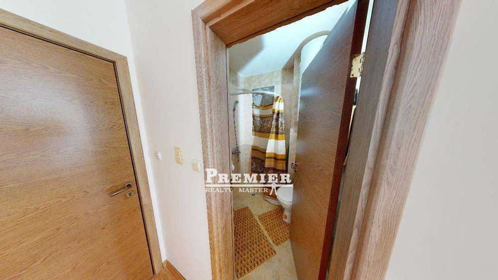 Продава се Двустаен апартамент в к.к. Слънчев бряг - 42 кв.м за 834 €/кв.м - Снимка #1