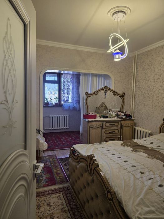 Срочно продаётся 4 комнатная квартира