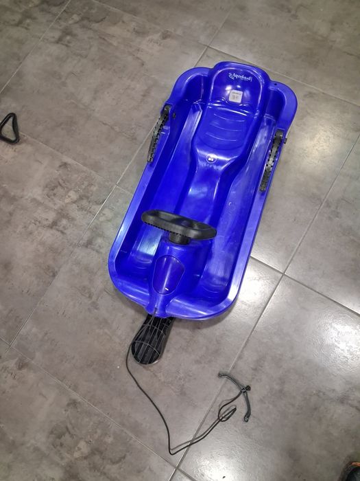 Червена Чук и Гек шейна и  Plastkon SUPERJET Синя шейна