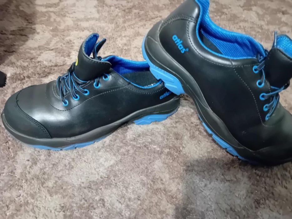 ATLAS-работни обувки с бомбе 42 номер