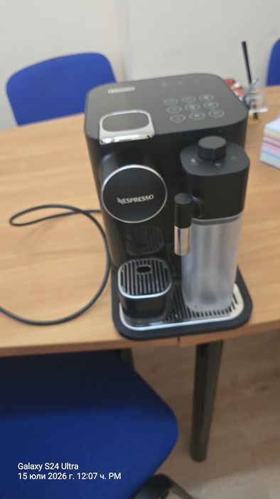 Кафемашина Nespresso Gran Lattissima,