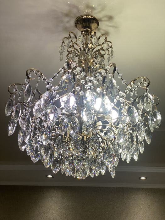 Комнатные люстры