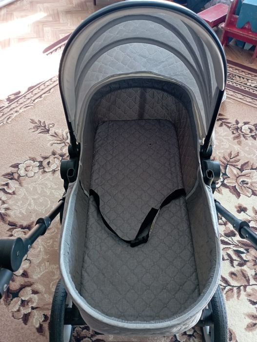 Продам коляску.          .
