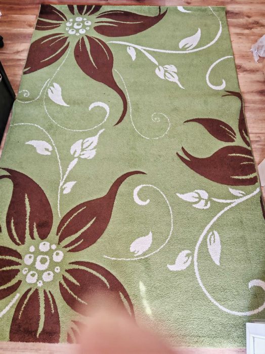 Carpet de living model London se vinde