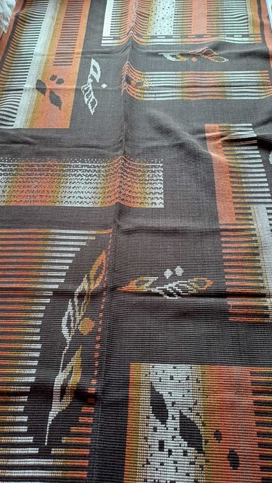 Продавам вълнен килим