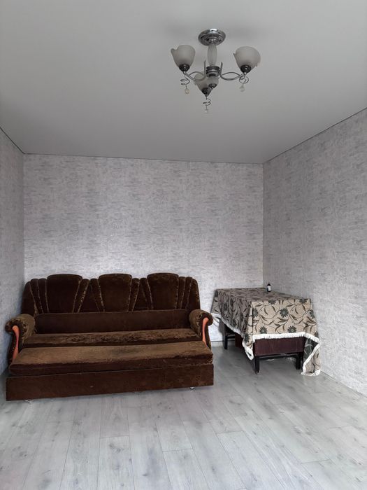 Диван продается.