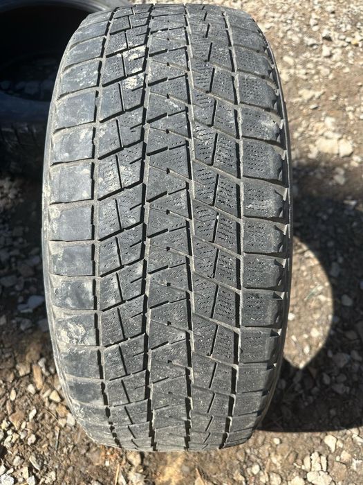 Продаю всесезонные шины