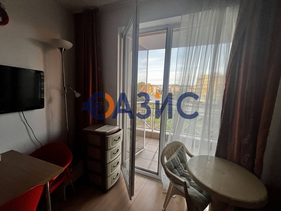 Продава се Двустаен апартамент в к.к. Слънчев бряг - 39 кв.м за 1204 €/кв.м - Снимка #11