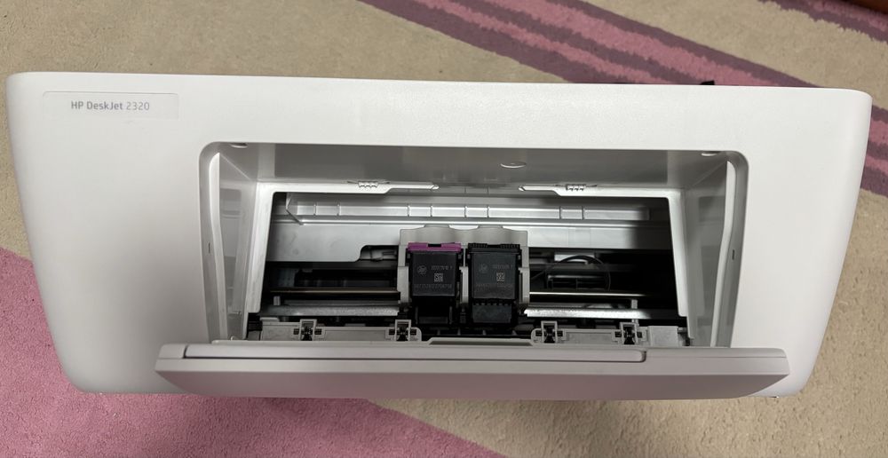Принтер HP DeskJet 2320