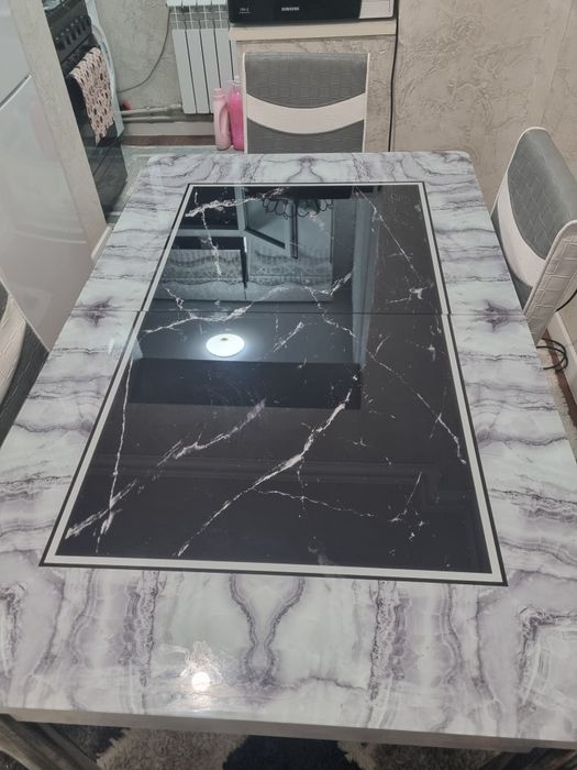 Продам стол со стульями