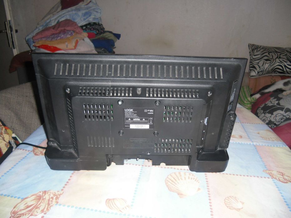 29.Продавам Телевизор LOGIK 20Full HD readi LED TV-Модел:L20HE15