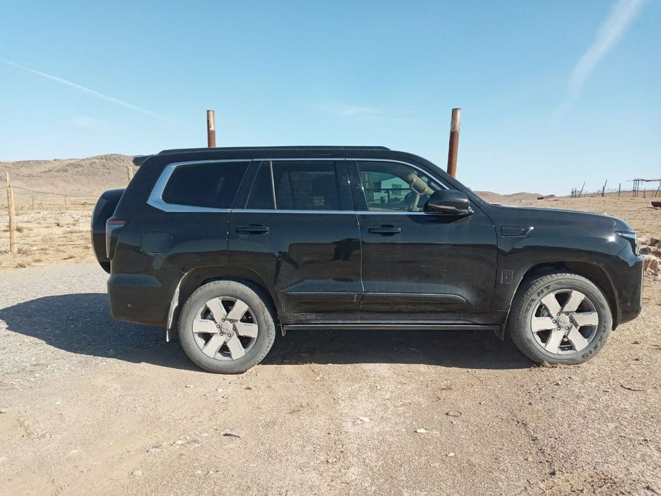 Beijing BJ60 сотилади.