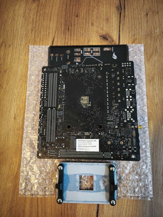 Дънна платка ASUS ROG Strix B450-I Gaming (mini-ITX)