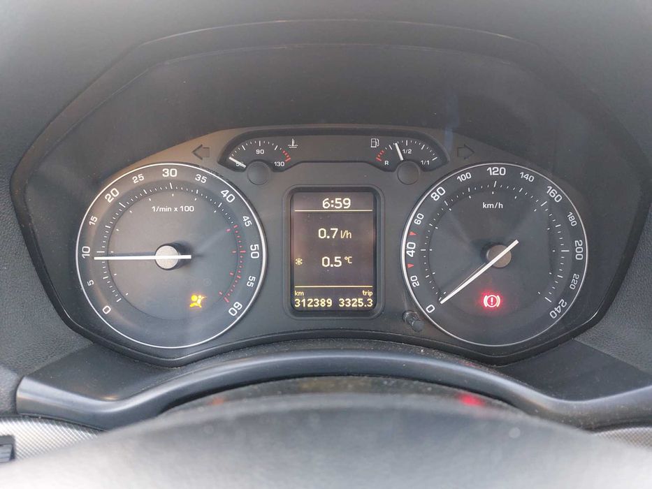 Capota fata - Orice piesa Skoca Octavia 2 2.0 BMM HDV culoare 9910