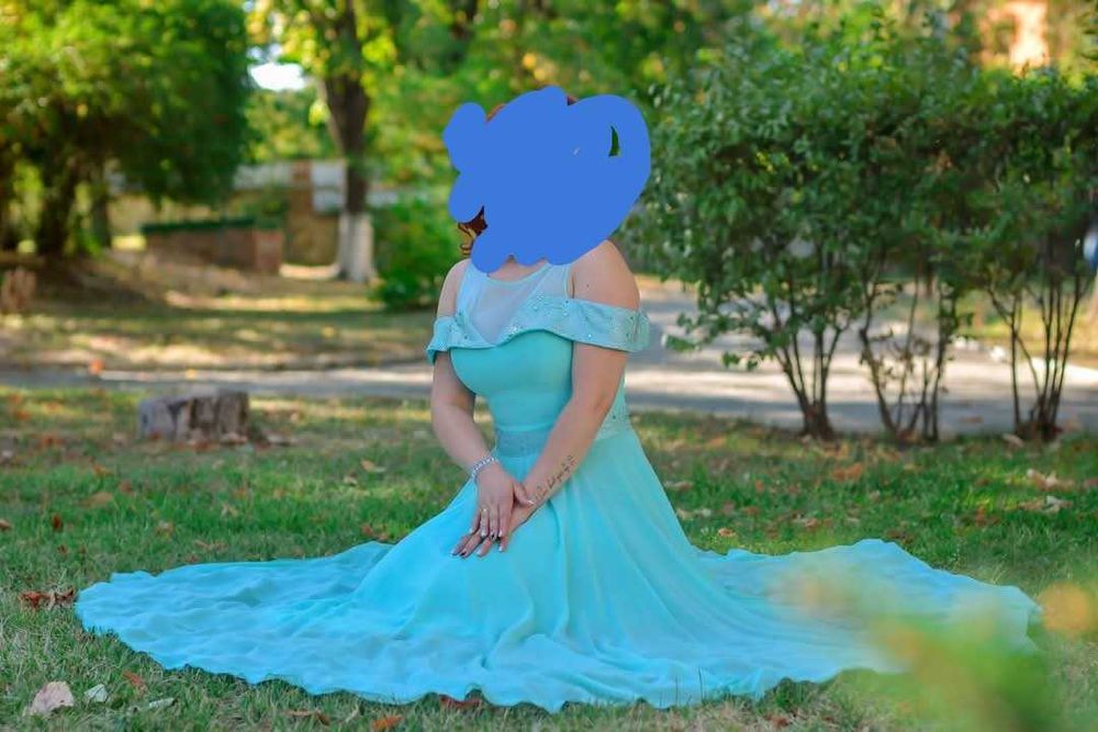 Официални роклички