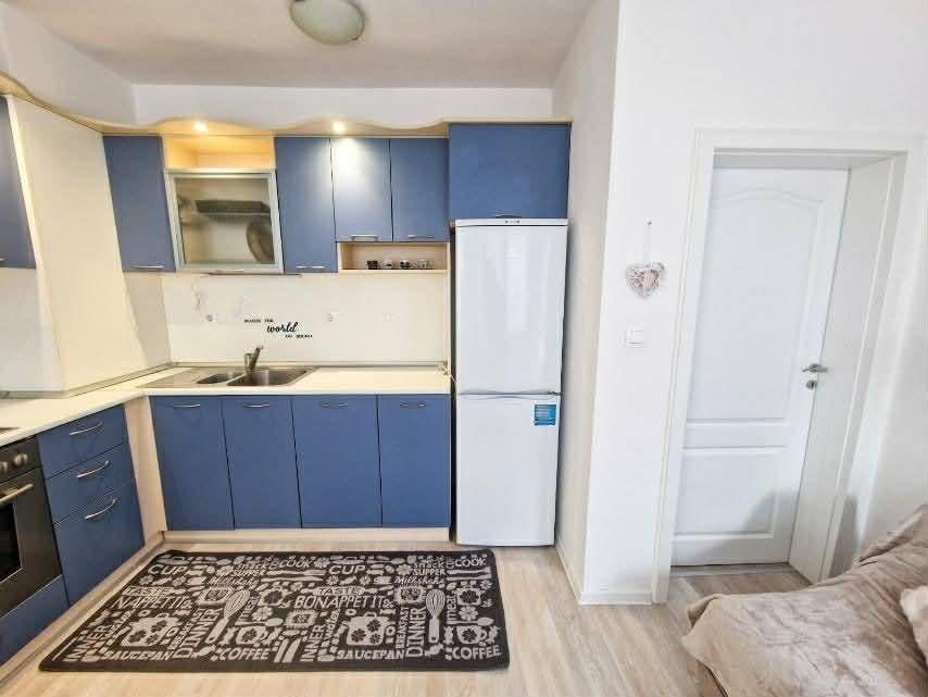 Двустаен апартамент, под наем, Окръжна болница