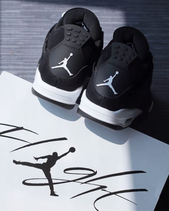 Air Jordan 4 Calitative